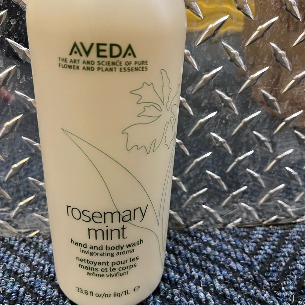 AVEDA Rosemary mint Hand And Body Wash Liter